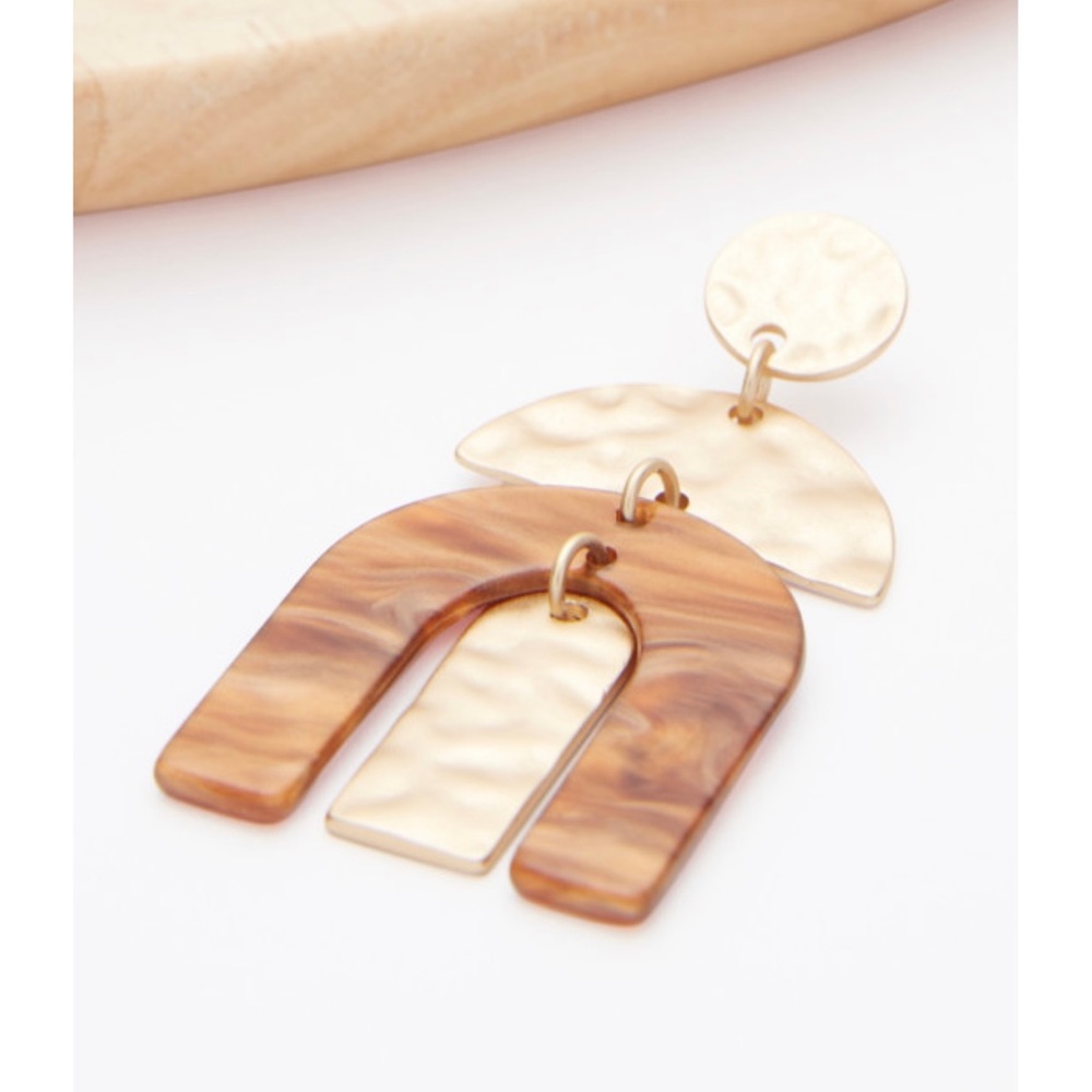 Evereve Tara Geo statement earring size 1.75” - Picture 3 of 10